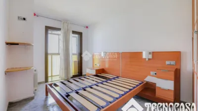 Apartment in Singuerlín-Les Oliveres-Can Franquesa-Guinardera photo 32