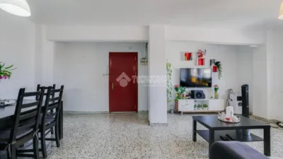 Apartment in Grup Vint-i-Cinc de Setembre photo 2