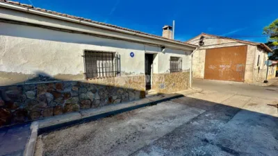 Semi-detached house in Pozo de Guadalajara photo 2