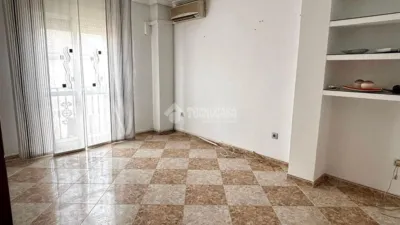 Flat on Don Antonio Cuadros Street photo 5