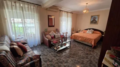 Terraced House in La Carolina photo 9