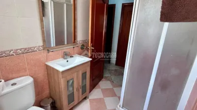 Flat on Don Antonio Cuadros Street photo 12