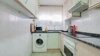 Apartment in Grup Vint-i-Cinc de Setembre photo 16