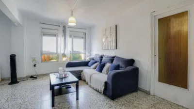 Apartment in Grup Vint-i-Cinc de Setembre photo 8