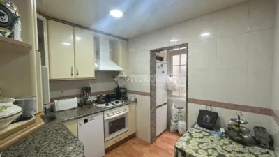 Flat in La Trinitat Nova photo 6