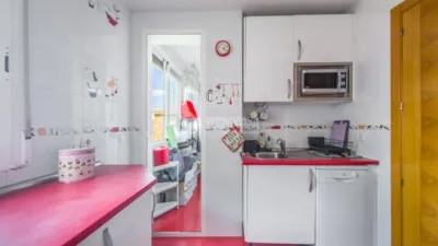 Piso en venta en Calle de Elfo, cerca de Calle del Beato Berrio Ochoa, Quintana (Distrito Ciudad Lineal. Madrid Capital) de 335.000 €