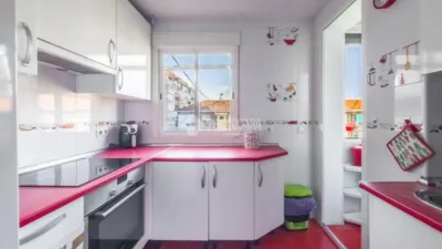Piso en venta en Calle de Elfo, cerca de Calle del Beato Berrio Ochoa, Quintana (Distrito Ciudad Lineal. Madrid Capital) de 335.000 €