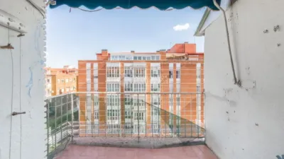 Piso en venta en Calle de Elfo, cerca de Calle del Beato Berrio Ochoa, Quintana (Distrito Ciudad Lineal. Madrid Capital) de 335.000 €