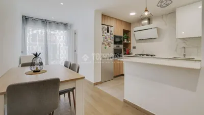 Casa adosada en venta en Hostafrancs, Hostafrancs (Distrito Centre-Covadonga. Sabadell) de 330.000 €