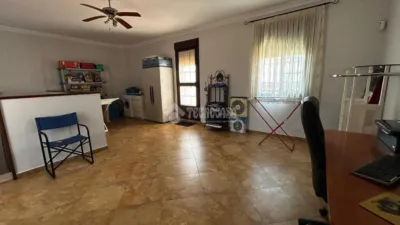 Casa adosada en venta en Alcalá del Río, Alcalá del Río de 225.000 €
