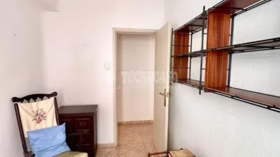 Piso en venta en Calle Sta. Úrsula, El Carmen (Distrito Sur. Murcia Capital) de 119.000 €
