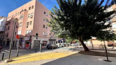 Piso en venta en Calle Sta. Úrsula, El Carmen (Distrito Sur. Murcia Capital) de 119.000 €