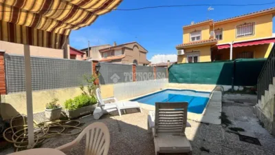 Casa adosada en venta en Patrocinio de San José-Talavera La Nueva-Gamonal, Patrocinio de San José-Talavera la Nueva-Gamonal (Talavera de la Reina) de 350.000 €