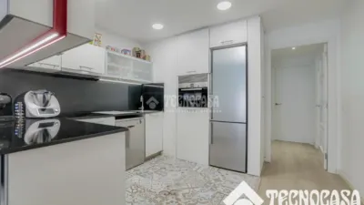 Piso en venta en Carrer de Santa Carolina, El Baix Guinardó (Distrito Horta-Guinardó. Barcelona Capital) de 520.000 €
