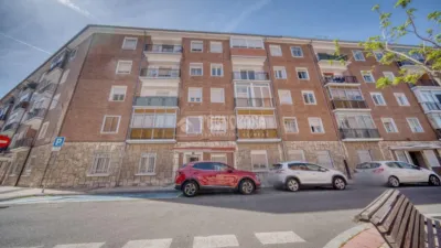 Piso en venta en Paseo Zorrilla-Campo Grande-Cuatro de Marzo, Paseo Zorrilla-Campo Grande-Cuatro de Marzo (Valladolid Capital) de 135.000 €