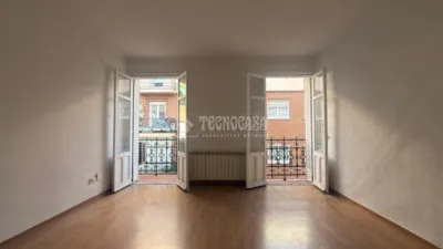 Piso en alquiler en Fuente del Berro - Imagen 2