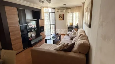 Piso en alquiler en La Plata, La Plata (Distrito Cerro Amate. Sevilla Capital) de 350 €<span>/mes</span>