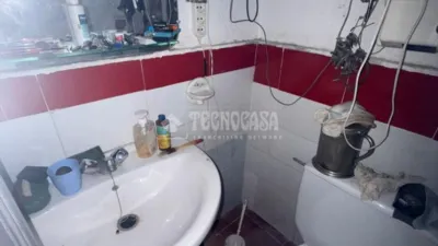 Casa adosada en venta en Carlinda, Carlinda (Distrito Bailén-Miraflores. Málaga Capital) de 117.000 €