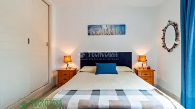 Piso en venta en Avenida de Rosita Ferrer, Urbanización de Roquetas-Las Marinas (Roquetas de Mar) de 249.900 €