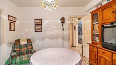 Edificio en venta en Calle de Almería, cerca de Calle de los Cármenes, Centro (El Ejido) de 80.000 €