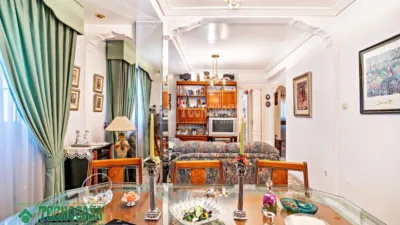 Edificio en venta en Calle de Almería, cerca de Calle de los Cármenes, Centro (El Ejido) de 80.000 €