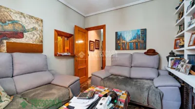 Casa adosada en venta en Calle de Némesis, Av. Juan Carlos I-Plaza de Toros (Distrito Núcleo Urbano. Roquetas de Mar) de 324.000 €