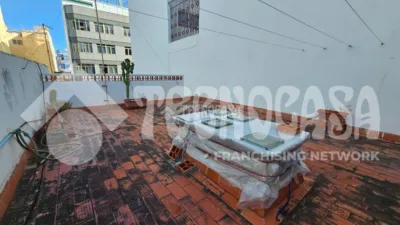 Casa unifamiliar en venta en Calle de Don Pedro Infinito, cerca de Calle Agustina De Aragon, Ciudad Alta (Las Palmas de Gran Canaria) de 300.000 €