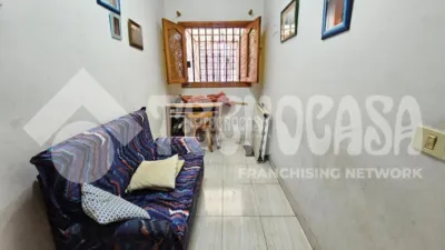Casa unifamiliar en venta en Calle de Don Pedro Infinito, cerca de Calle Agustina De Aragon, Ciudad Alta (Las Palmas de Gran Canaria) de 300.000 €