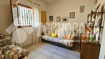 Casa unifamiliar en venta en Calle de Don Pedro Infinito, cerca de Calle Agustina De Aragon, Ciudad Alta (Las Palmas de Gran Canaria) de 300.000 €