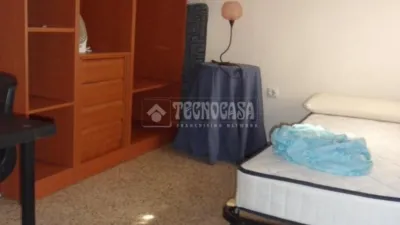 Piso en alquiler en La Oliva-Polígono Sur, La Oliva-Polígono Sur (Distrito Sur. Sevilla Capital) de 1.200 €<span>/mes</span>