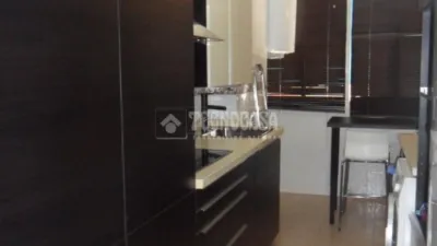 Piso en alquiler en La Oliva-Polígono Sur, La Oliva-Polígono Sur (Distrito Sur. Sevilla Capital) de 1.200 €<span>/mes</span>