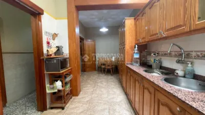 Casa unifamiliar en venta en Calle Maestro Quesada Martin, Gáldar de 195.000 €