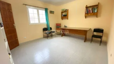 Casa unifamiliar en venta en Calle Maestro Quesada Martin, Gáldar de 195.000 €