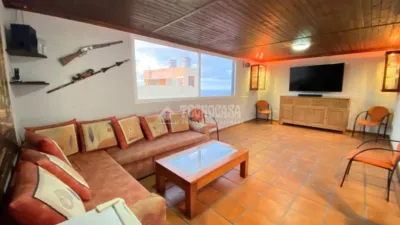 Casa unifamiliar en venta en Calle Maestro Quesada Martin, Gáldar de 195.000 €