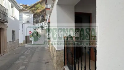 Casa adosada en venta en Calle de la Cantareria Alta, Setenil de las Bodegas de 75.900 €