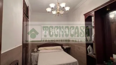 Casa adosada en venta en Calle de la Cantareria Alta, Setenil de las Bodegas de 75.900 €