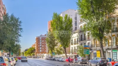 Piso en alquiler en Vallehermoso - Imagen 2