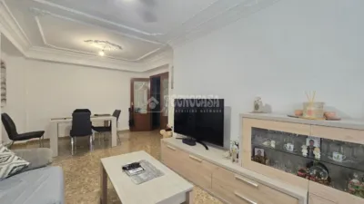 Piso en venta en Torrefiel, Torrefiel (Distrito Rascanya. València Capital) de 240.000 €