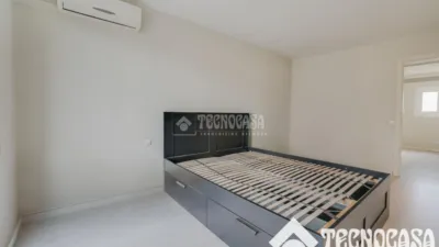 Ático en venta en Travessera de Gràcia, cerca de Carrer de Lepant, El Baix Guinardó (Distrito Horta-Guinardó. Barcelona Capital) de 490.000 €