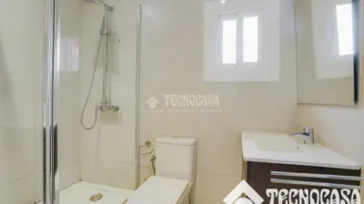 Ático en venta en Travessera de Gràcia, cerca de Carrer de Lepant, El Baix Guinardó (Distrito Horta-Guinardó. Barcelona Capital) de 490.000 €