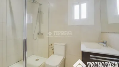 Ático en venta en Travessera de Gràcia, cerca de Carrer de Lepant, El Baix Guinardó (Distrito Horta-Guinardó. Barcelona Capital) de 490.000 €