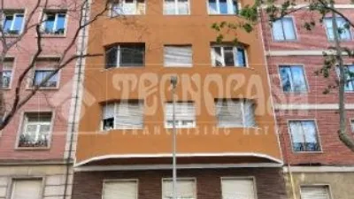 Ático en venta en Travessera de Gràcia, cerca de Carrer de Lepant, El Baix Guinardó (Distrito Horta-Guinardó. Barcelona Capital) de 490.000 €