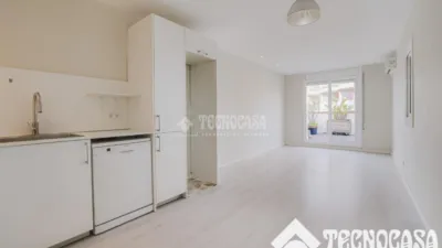 Ático en venta en Travessera de Gràcia, cerca de Carrer de Lepant, El Baix Guinardó (Distrito Horta-Guinardó. Barcelona Capital) de 490.000 €