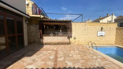 Casa pareada en venta en Aljamar, Aljamar (Tomares) de 329.900 €