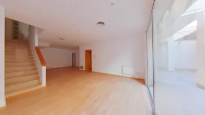 Flat in Centre-Station Area-Passeig de Joan Maragall photo 10