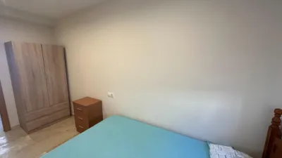Piso en alquiler en Carvajal, Puerto Deportivo (Fuengirola) de 1.300 €<span>/mes</span>