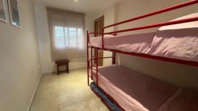 Piso en alquiler en Carvajal, Puerto Deportivo (Fuengirola) de 1.300 €<span>/mes</span>