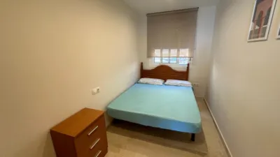 Piso en alquiler en Carvajal, Puerto Deportivo (Fuengirola) de 1.300 €<span>/mes</span>