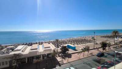 Apartment on the 1st Line of the Beach photo 27