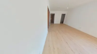 Flat in Centre photo 4